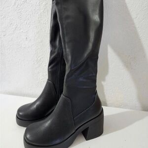 Steve Madden Boots